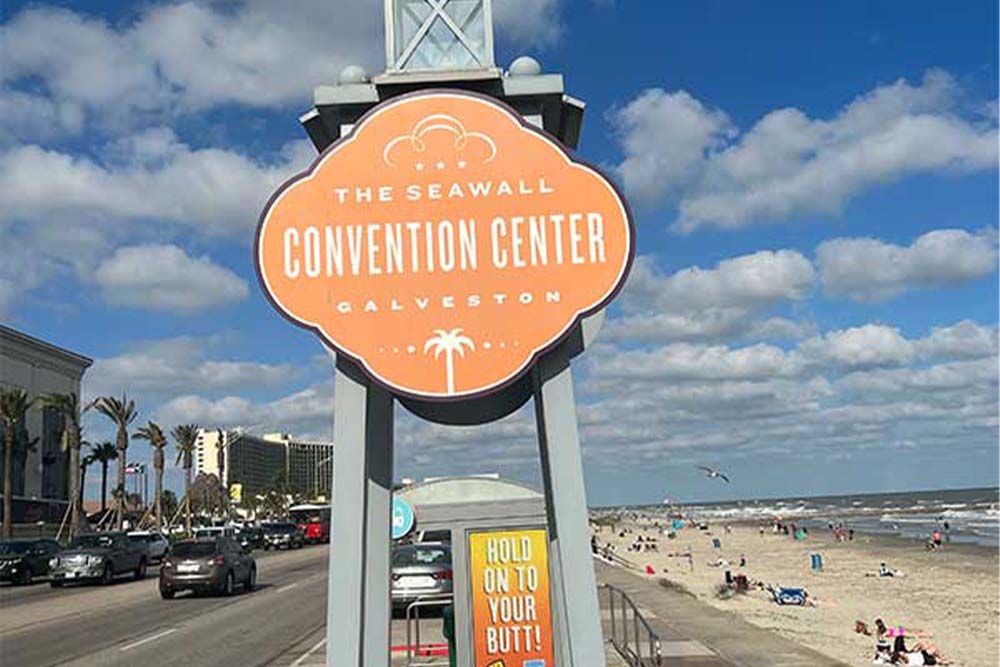 Convention Center Neighborhood Near Everything in Galveston